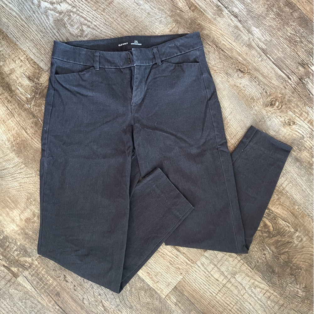Women’s pixie slacks - charcoal gray